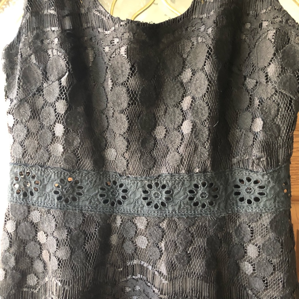 Beautiful! lace dress with lined slip. Excellent Condition Worn Once! - Picture 5 of 6